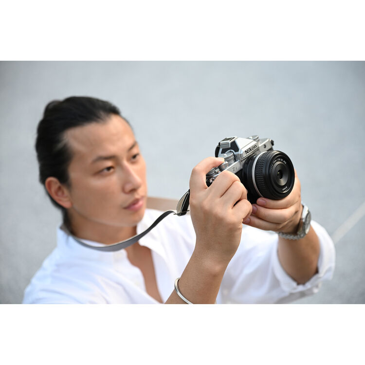 NIKON Z F MIRRORLESS CAMERA (SILVER) - Image 5